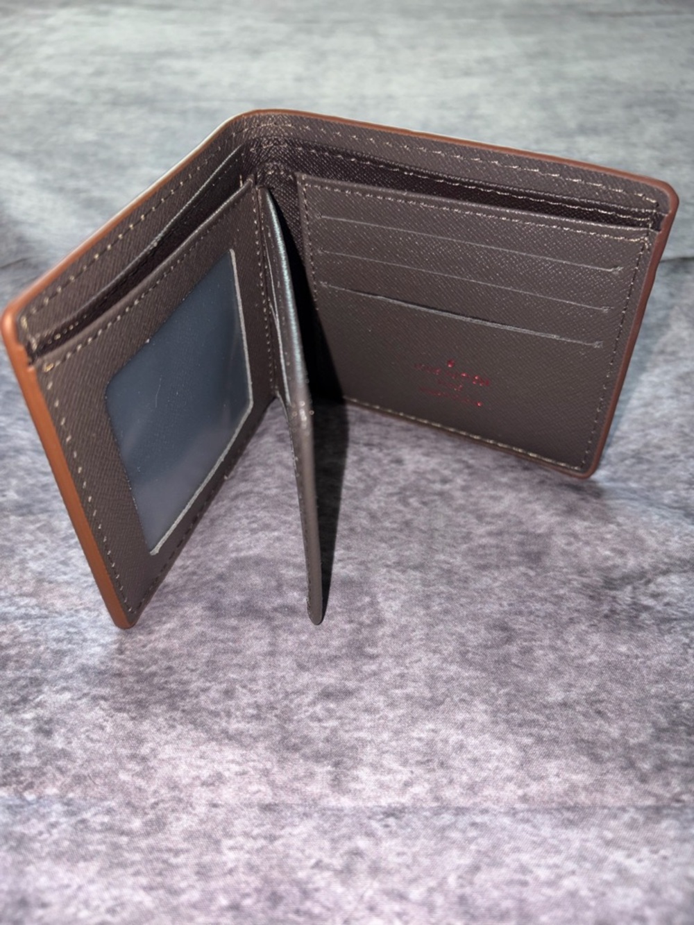 Louis Vuitton Brown Checkered Men's Bifold Wallet - Picture 3 of 4